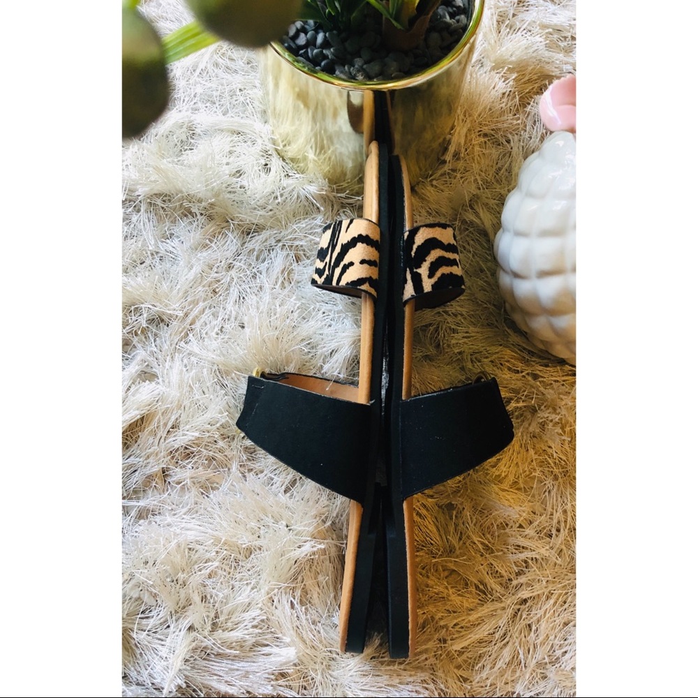 NEW Tiger Sandals - Picture 4 of 6
